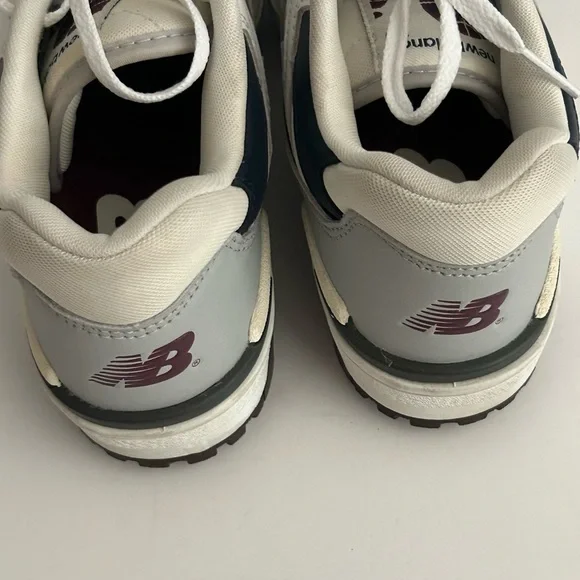 New Balance 550 White Natural Indigo Burgundy lace up lsneaker Size 5